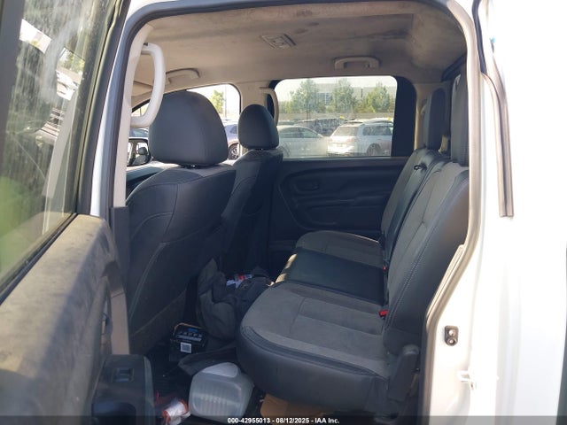 Nissan 2021 2021 1N6AA1EE6MN506045 Image 8