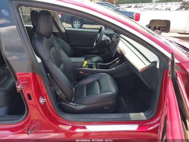 2019 TESLA MODEL 3 5YJ3E1EB6KF537135 Photo 4