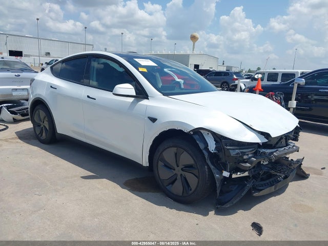 2026 TESLA MODEL Y 7SAYGDEE1TA396729 Photo 0