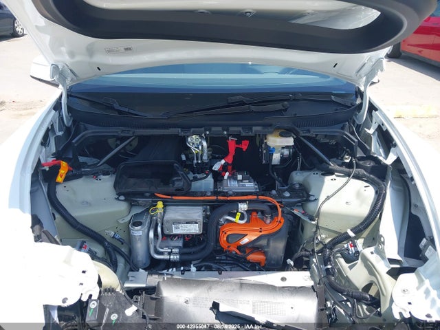 2026 TESLA MODEL Y 7SAYGDEE1TA396729 Photo 9