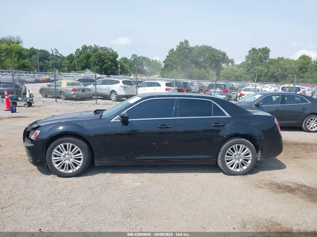 Chrysler 300 2014 2C3CCARGXEH265042 Image 15