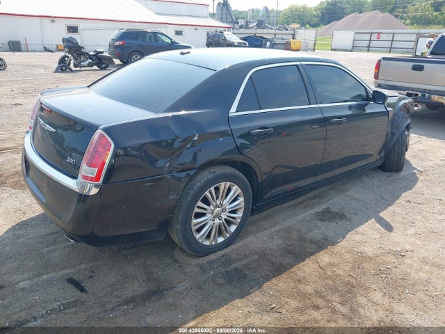 Chrysler 300 2014 2C3CCARGXEH265042 Image 4
