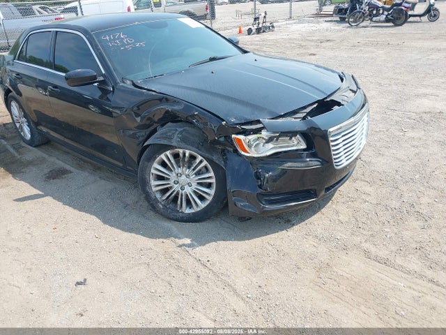 Chrysler 300 2014 2C3CCARGXEH265042 Image 6