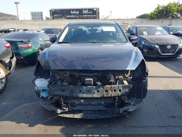 JM1BN1U74H1130540 Mazda pe