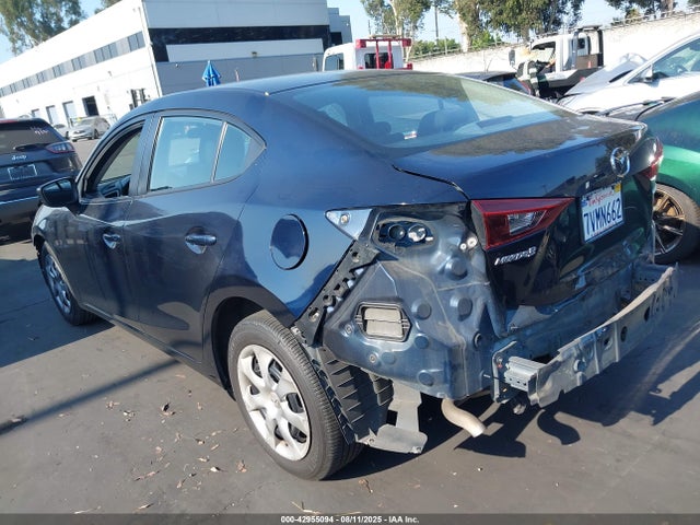 JM1BN1U74H1130540 Mazda pe