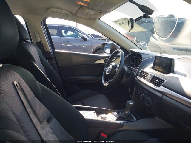 JM1BN1U74H1130540 Mazda pe