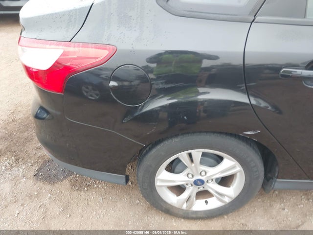 1FADP3F27EL123829 Ford 2014