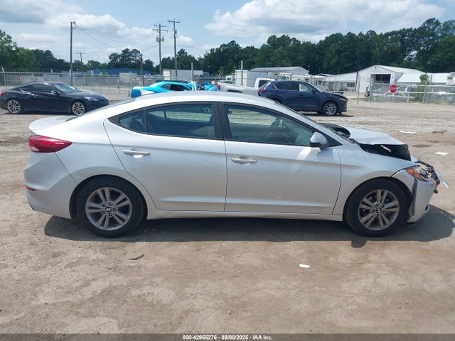 KMHD84LF9HU201249 Hyundai 2017