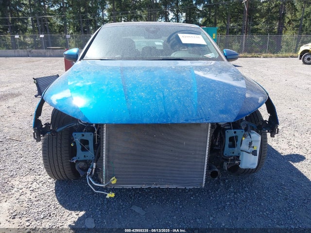 WAUBUDGY4NA105316 Audi 40 tfsi
