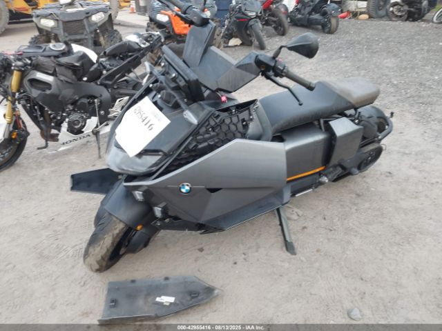 2022 BMW CE 04 WB10C5302N6F28871 Photo 1