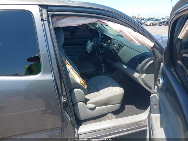 Toyota 2tr-fe 2015 5TFTX4CN6FX048819 Image 5