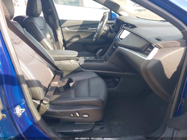 2023 CADILLAC XT5 1GYKNDRS1PZ138832 Photo 4