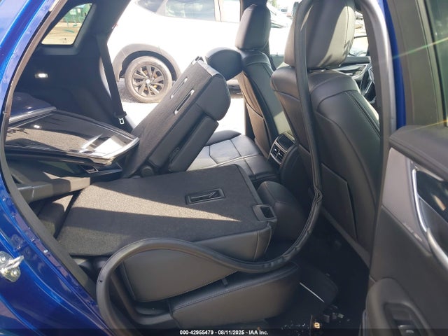 2023 CADILLAC XT5 1GYKNDRS1PZ138832 Photo 7