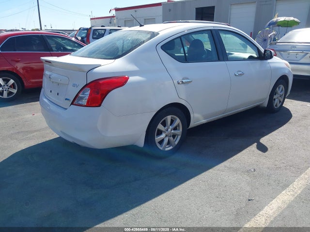 3N1CN7AP2EL806678 Nissan Versa