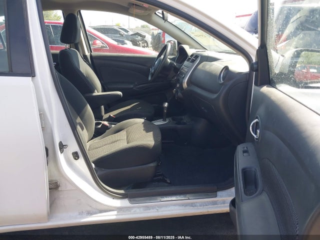 3N1CN7AP2EL806678 Nissan Versa