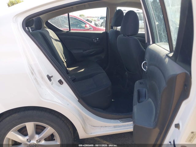 3N1CN7AP2EL806678 Nissan Versa