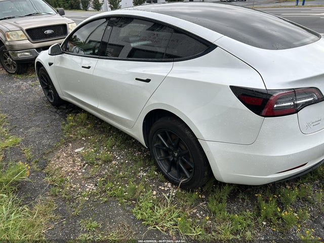 2021 TESLA MODEL 3 5YJ3E1EB0MF855156 Photo 2