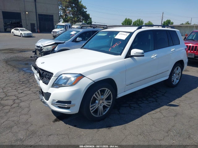 Mercedes-Benz 2015 2015 WDCGG0EB8FG435105 Image 2
