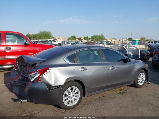 1N4AL3AP4GC182888 Nissan 2016