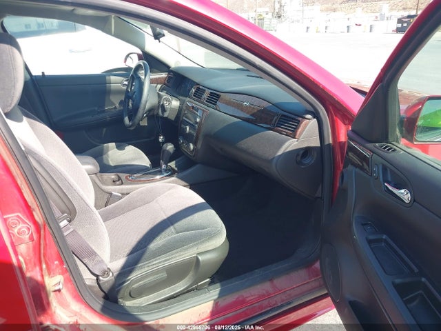 2G1WB5E3XE1174215 Chevrolet lfx