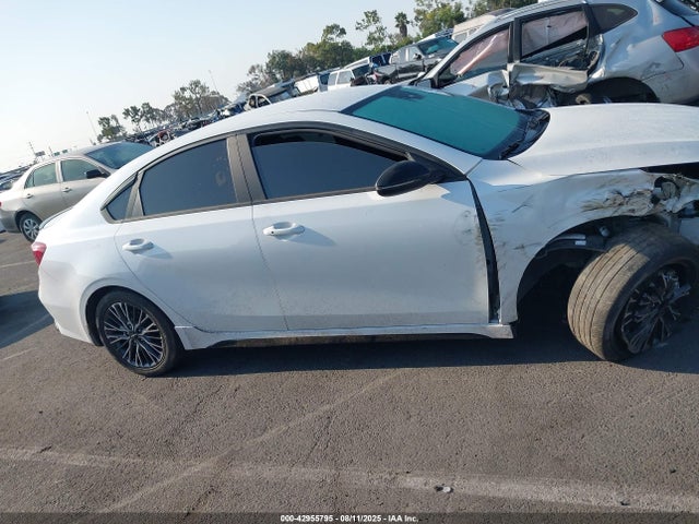 3KPF54AD7PE552665 KIA mpi nu