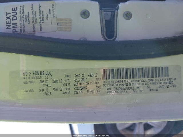 1C4NJCBA0GD641811 Jeep Compass