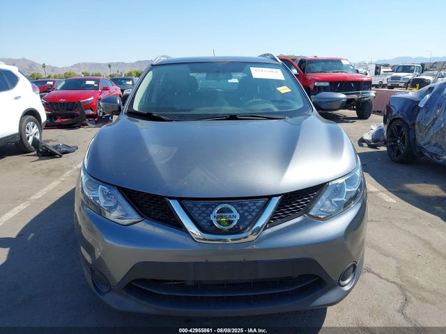 JN1BJ1CP3JW150965 Nissan Rogue Sport Sv