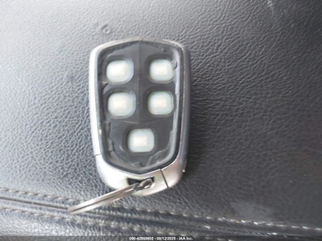 2022 CADILLAC XT4 1GYFZDR43NF117535 Photo 10