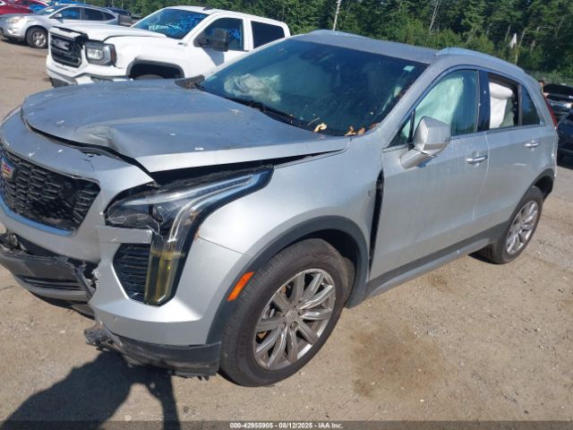 2022 CADILLAC XT4 1GYFZDR43NF117535 Photo 1