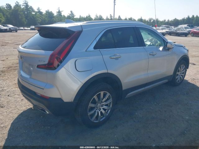 2022 CADILLAC XT4 1GYFZDR43NF117535 Photo 3