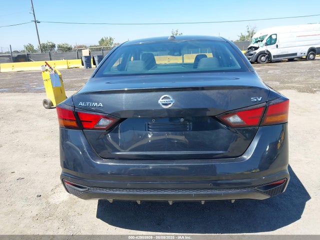Nissan 2022 2022 1N4BL4DV1NN360827 Image 16