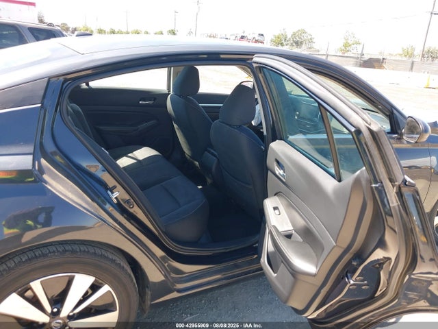 Nissan 2022 2022 1N4BL4DV1NN360827 Image 8