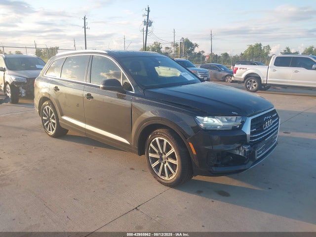 2019 AUDI Q7 WA1LHAF73KD045004 Photo 0
