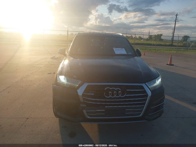 Audi 2.0t 2019 WA1LHAF73KD045004 Image 12