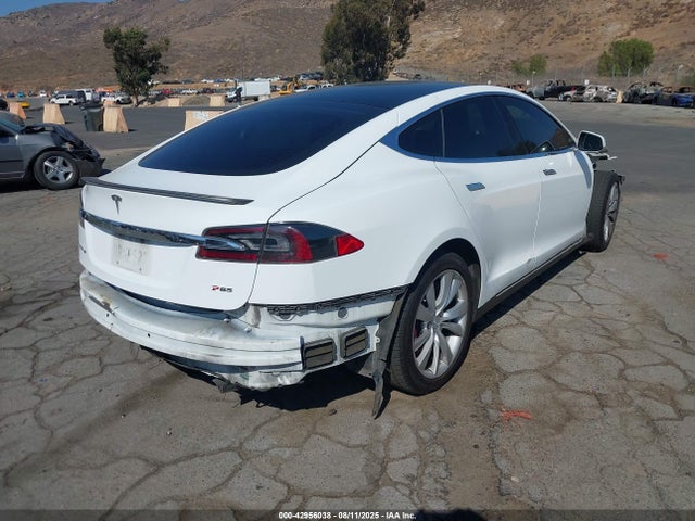 2014 TESLA MODEL S 5YJSA1H1XEFP58011 Photo 3