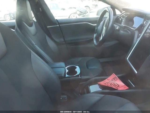 2014 TESLA MODEL S 5YJSA1H1XEFP58011 Photo 4
