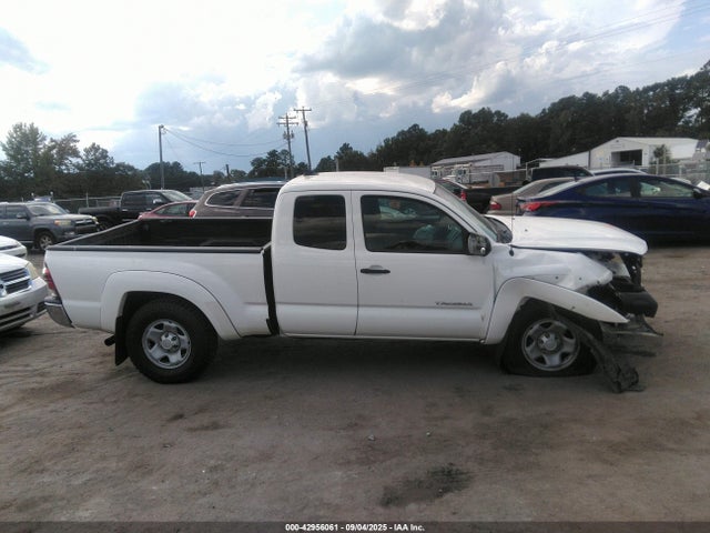 Toyota 2tr-fe 2014 5TFUX4EN5EX025211 Image 12