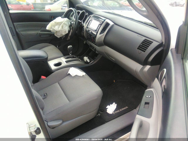 Toyota 2tr-fe 2014 5TFUX4EN5EX025211 Image 5