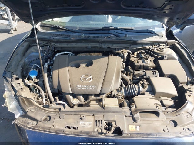 3MZBN1V39JM210790 Mazda py