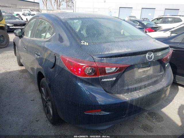 3MZBN1V39JM210790 Mazda py