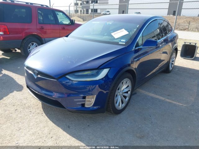 2019 TESLA MODEL X 5YJXCAE29KF196871 Photo 1