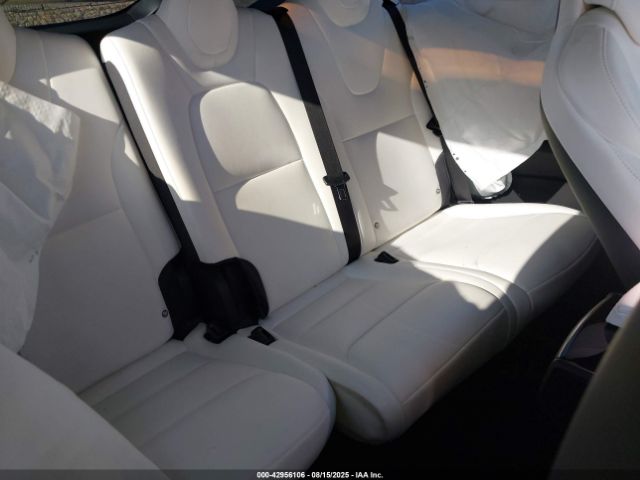 2019 TESLA MODEL X 5YJXCAE29KF196871 Photo 7