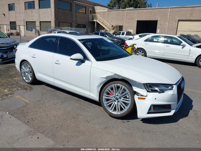 2019 AUDI A4 WAUHMAF40KA056750 Photo 0