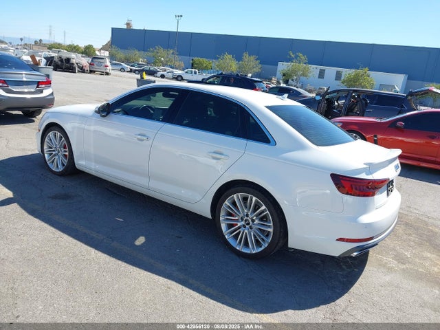 2019 AUDI A4 WAUHMAF40KA056750 Photo 2