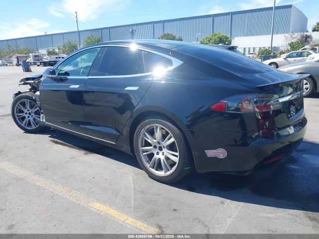 2020 TESLA MODEL S 5YJSA1E23LF413056 Photo 2