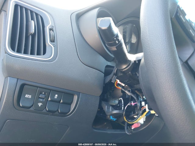 KNADM4A38H6037194 KIA 2017