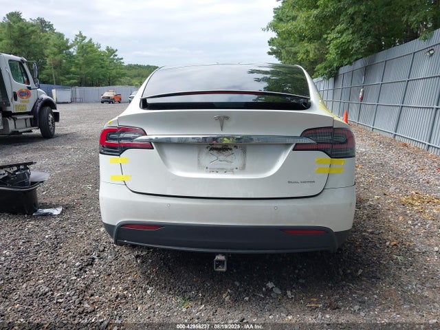 Tesla MODEL X 2020 5YJXCBE23LF263830 Image 16