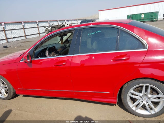 WDDGF8ABXEG159303 Mercedes-Benz C-Class