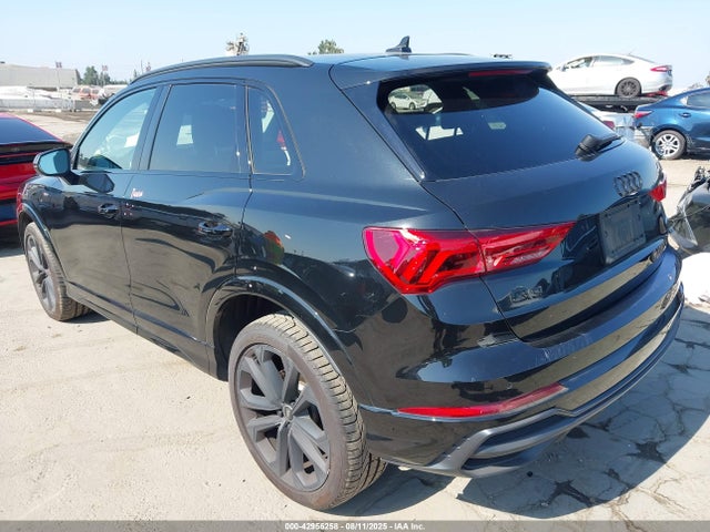 2022 AUDI Q3 WA1EECF35N1009489 Photo 2