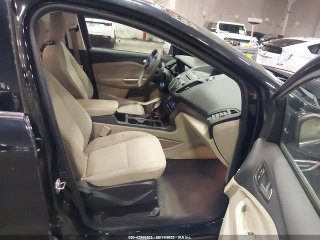 1FMCU9G93JUB49650 Ford 2018